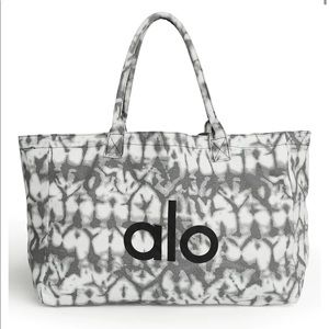 Alo Yoga Tote